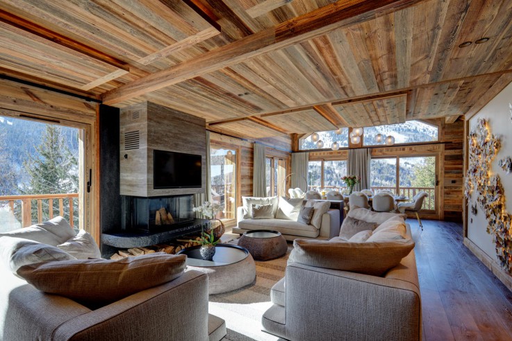 The entrance of the chalet